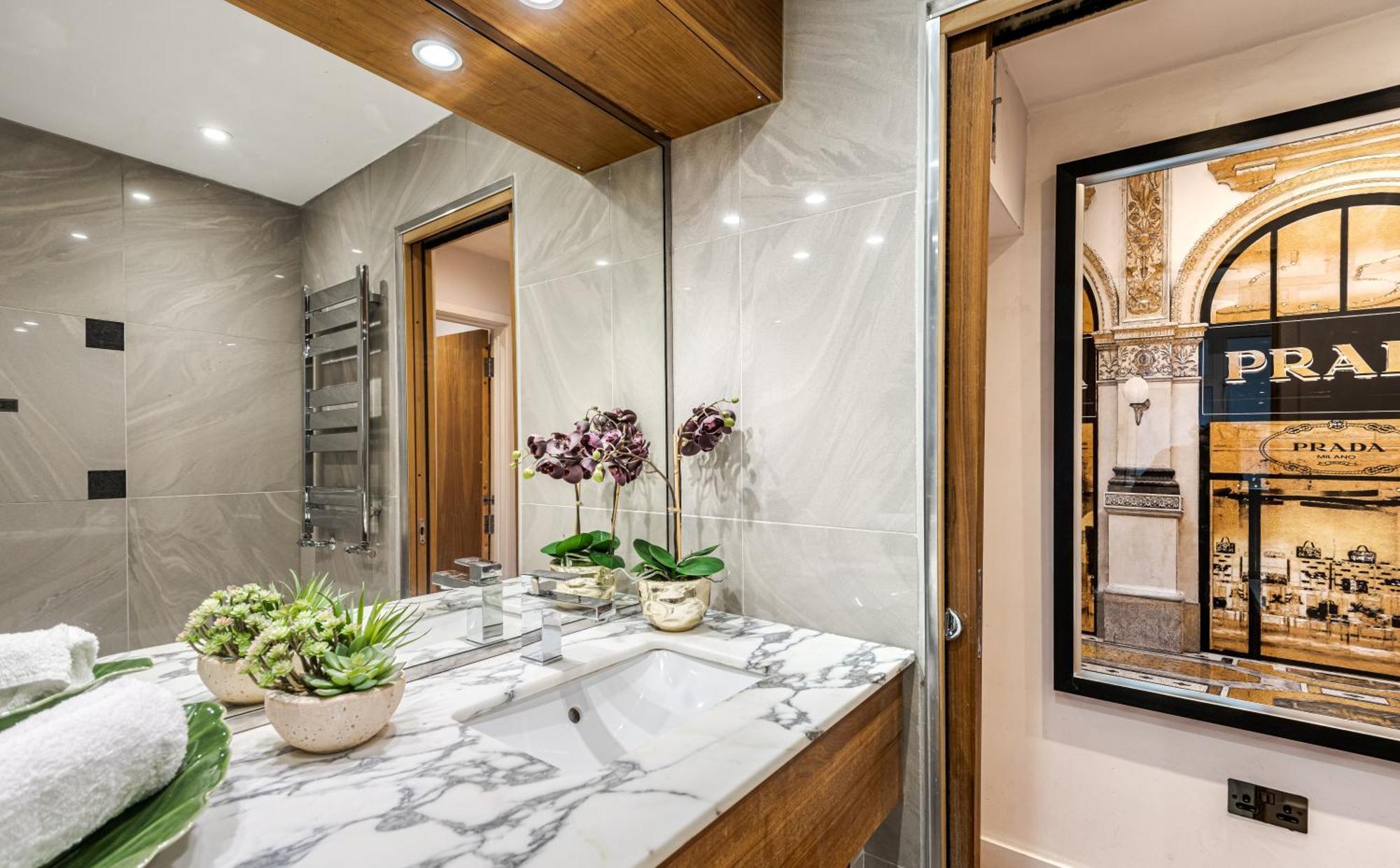 Modern 2Bd Apartment With Ac And Harrods View Apartment *